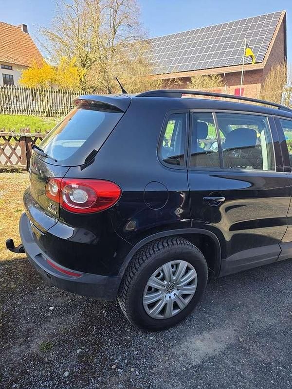 Gebraucht VW Tiguan Freestyle 150 PS (110 kW) 2011 Schwarz SUV