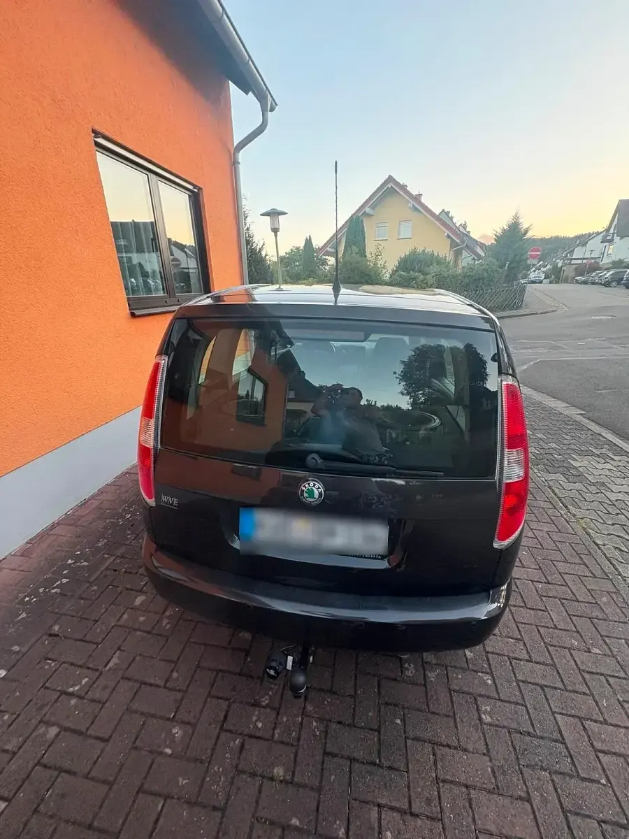 Gebraucht Skoda Roomster 86 PS (63 kW) 2011 Schwarz Van / Kleinbus