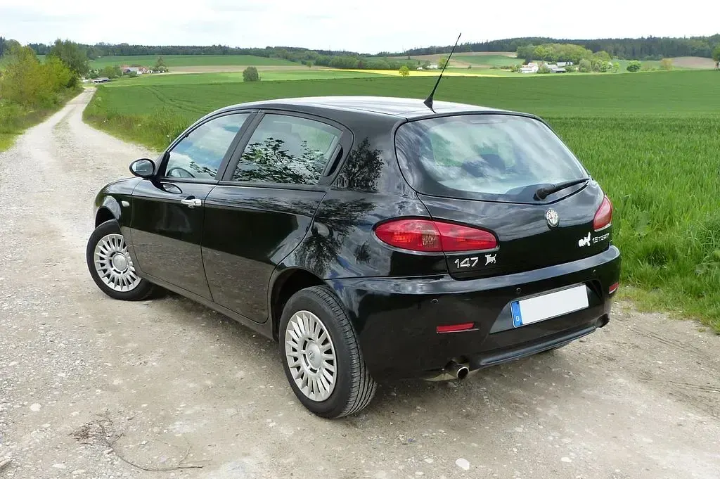 Gebraucht Alfa Romeo 147 Impression 105 PS (77 kW) 2007 Schwarz Kleinwagen