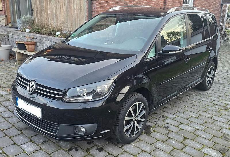 Gebraucht VW Touran 150 PS (110 kW) 2015 Schwarz Van / Kleinbus