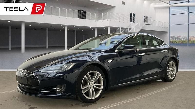 Second-hand Tesla Model S 314 kW (428 CP) 2015 Albastru Hatchback