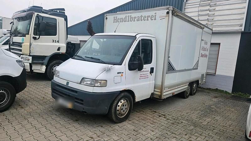 Weiß Gebraucht 1996 Fiat 124 | 6.500 € - Bild 1/4