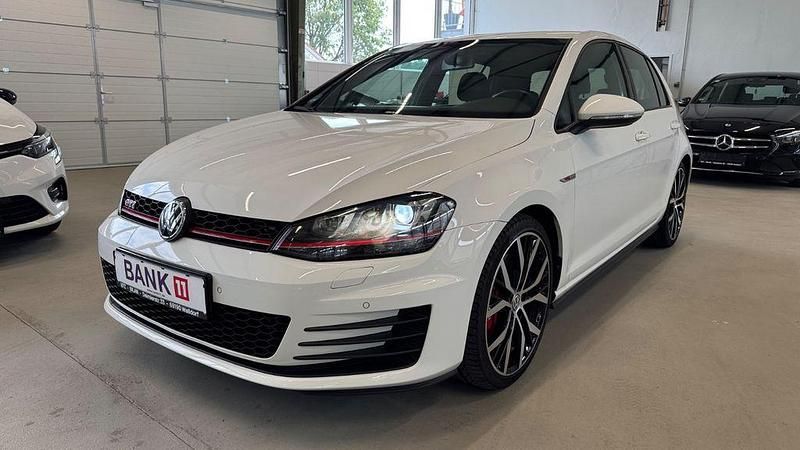Pure white Gebraucht 2016 VW Golf VII GTI Limousine | 18.900 € (Fairer Preis) - Bild 1/4