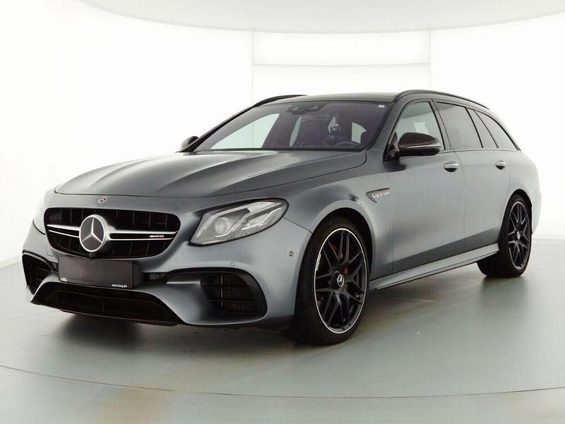 Grau Gebraucht 2019 Mercedes E63 AMG AMG Limousine | 69.890 € (Etwas zu teuer) - Bild 1/4