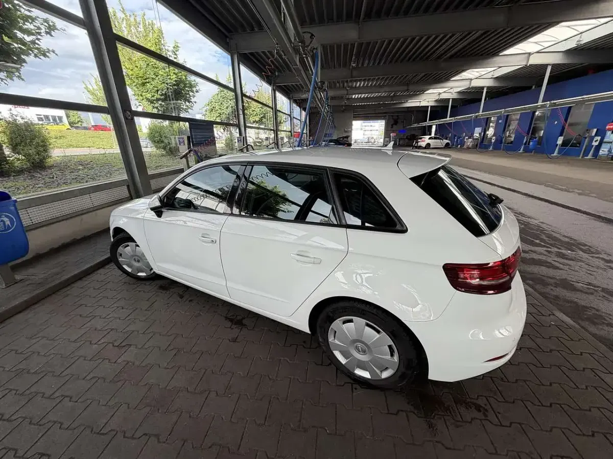 Gebraucht Audi A3 116 PS (85 kW) 2017 Kombi