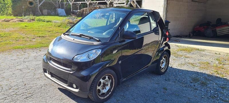 Schwarz Gebraucht 2007 Smart ForTwo Coupé Coupé | 2.650 € (Fairer Preis) - Bild 1/4