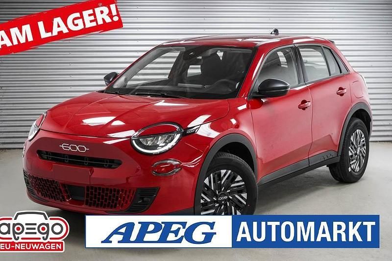 Rot Neu 2025 Fiat 600 Limousine | 22.490 € (Guter Preis) - Bild 1/4