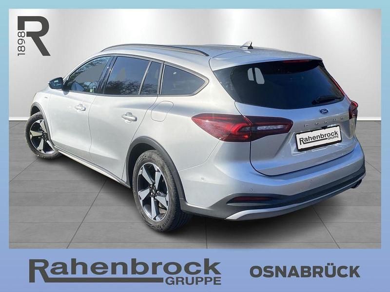 Gebraucht Ford Focus Active 125 PS (91 kW) 2024 Silber Limousine