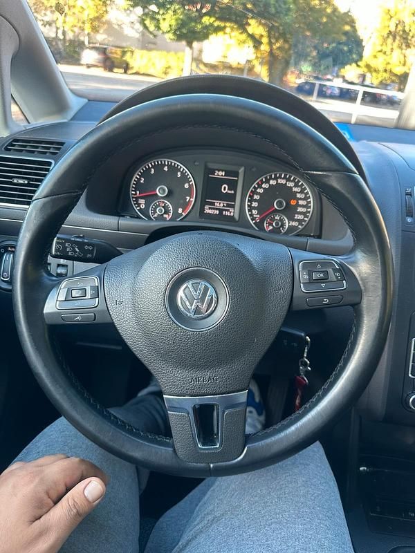 Silber Gebraucht 2010 VW Touran Van / Kleinbus | 6.500 € - Bild 1/4