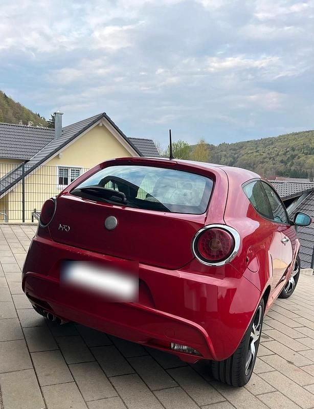 Gebraucht Alfa Romeo MiTo 155 PS (114 kW) 2009 Rot Kleinwagen