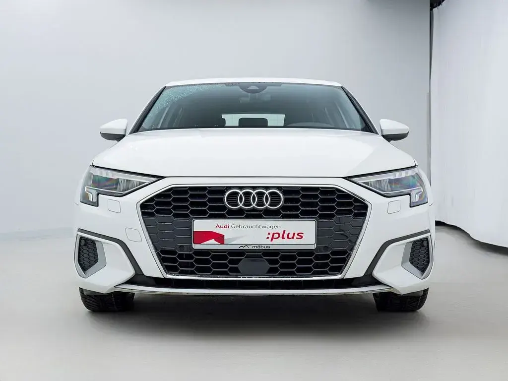 Gebraucht Audi e-tron Advanced Plus 204 PS (150 kW) 2022 Weiß SUV
