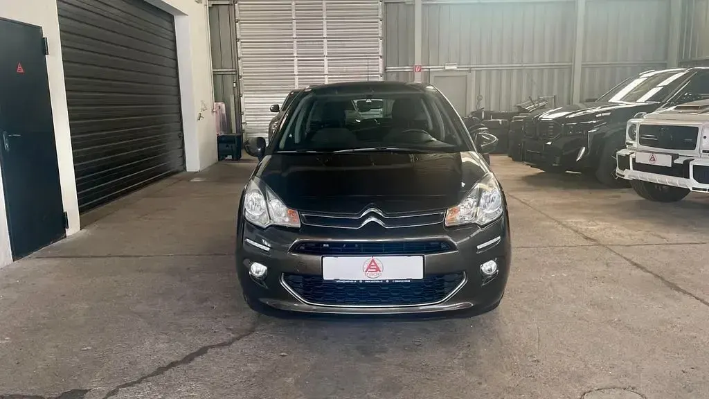 Gebraucht Citroën C3 68 PS (50 kW) 2013 Braun Limousine