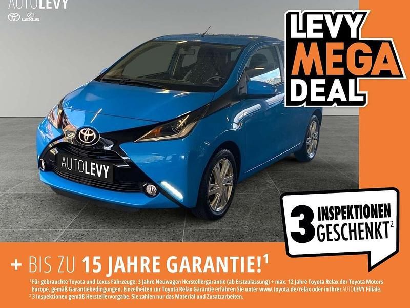 Splash cyan metallic Gebraucht 2018 Toyota Aygo Basis Kleinwagen | 7.890 € (Guter Preis) - Bild 1/4