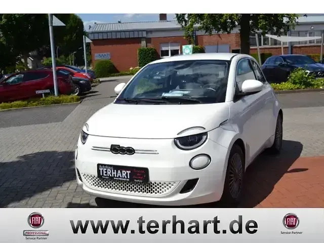 Gebraucht Fiat 500e 86 kW (118 PS) 2021 Arktis weiß) (weiss Kleinwagen