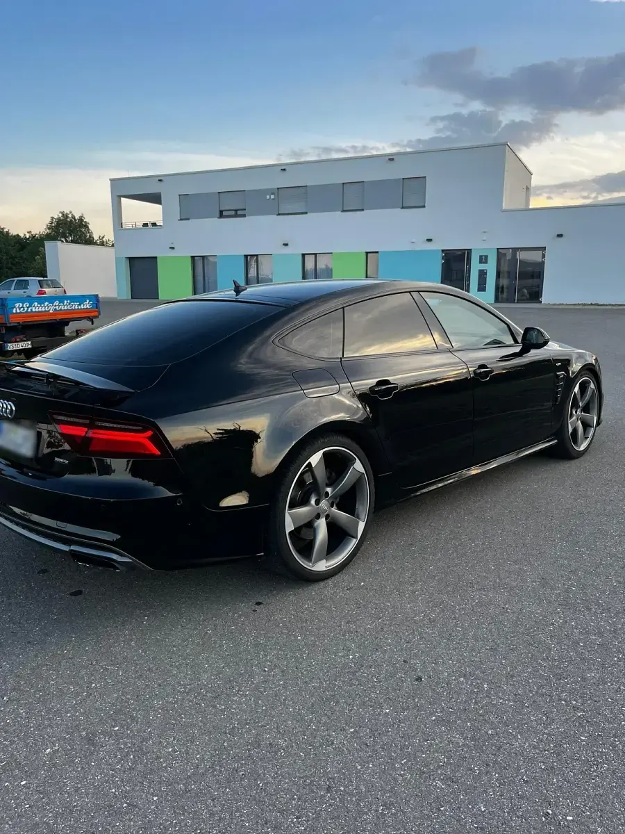 Gebraucht Audi A7 Sportback 320 PS (235 kW) 2014 Schwarz Kleinwagen