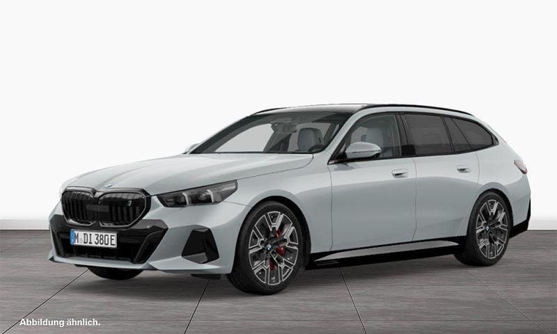 M brooklyn grau Gebraucht 2024 BMW i5 M Sport Limousine | 64.900 € (Teuer) - Bild 1/3