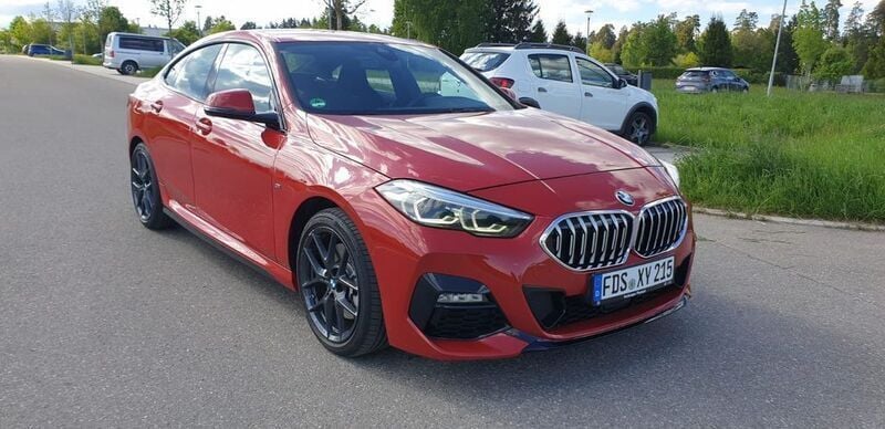 Rot Gebraucht 2024 BMW 220 M Sport Coupé | 32.990 € (Superpreis) - Bild 1/4