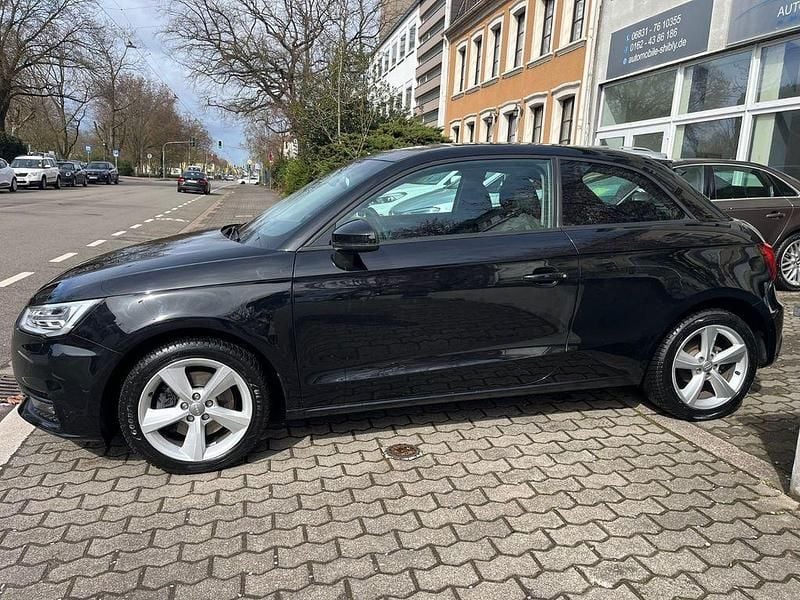 Gebraucht Audi A1 Design 125 PS (91 kW) 2017 Schwarz Kleinwagen