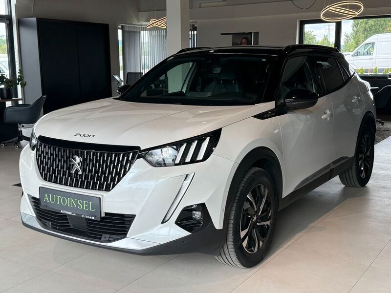 Weiß Gebraucht 2021 Peugeot 2008 GT-line SUV | 12.900 € (Guter Preis) - Bild 1/4