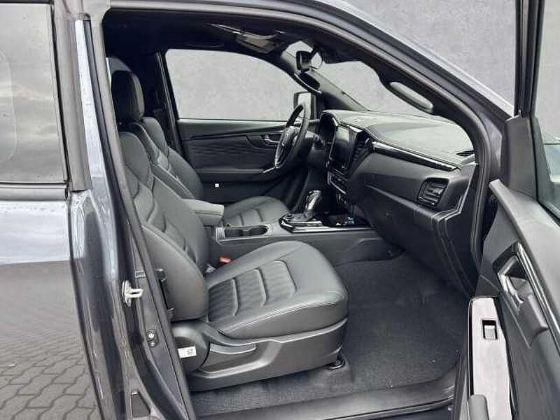 Usado Isuzu D-Max 163 HP (119 kW) 2025 Cinzento SUV