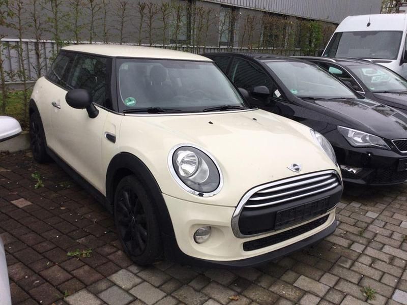 Gebraucht Mini ONE 102 PS (75 kW) 2015 Weiß Kleinwagen