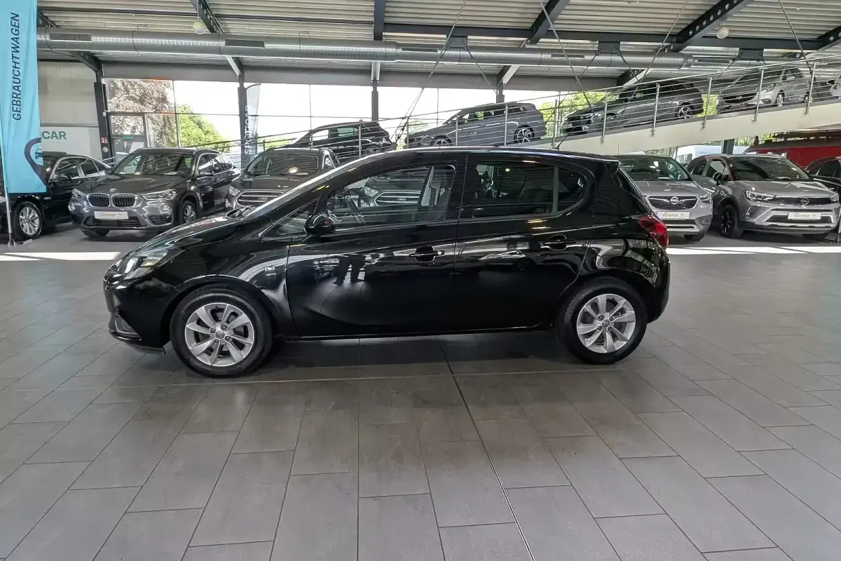 Gebraucht Opel Corsa Active 90 PS (66 kW) 2017 Schwarz metallic Kleinwagen