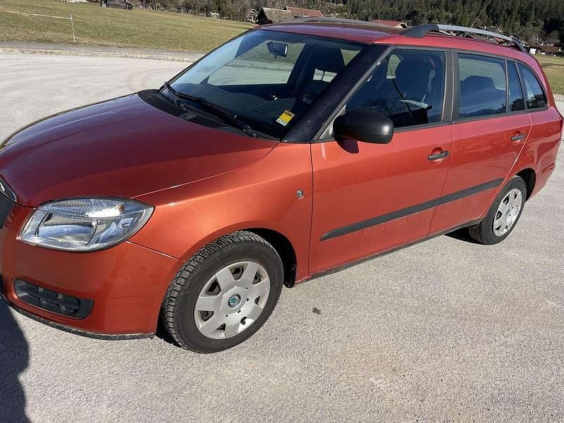 Gebraucht Skoda Fabia 69 PS (50 kW) 2009 Bronze Kombi