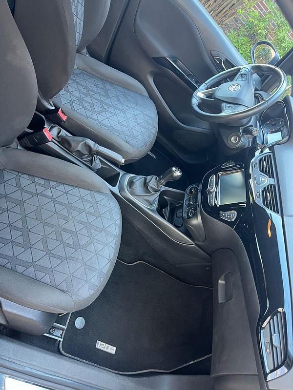 Gebraucht Opel Corsa 90 PS (66 kW) 2019 Schwarz Kleinwagen