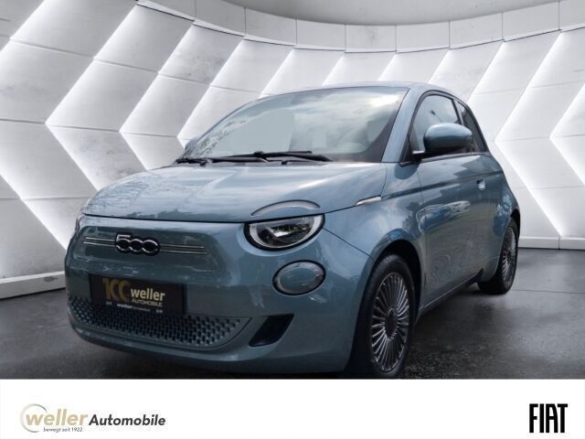 Eis blau) (blau Gebraucht 2022 Fiat 500e Icon Kleinwagen | 17.840 € (Superpreis) - Bild 1/4