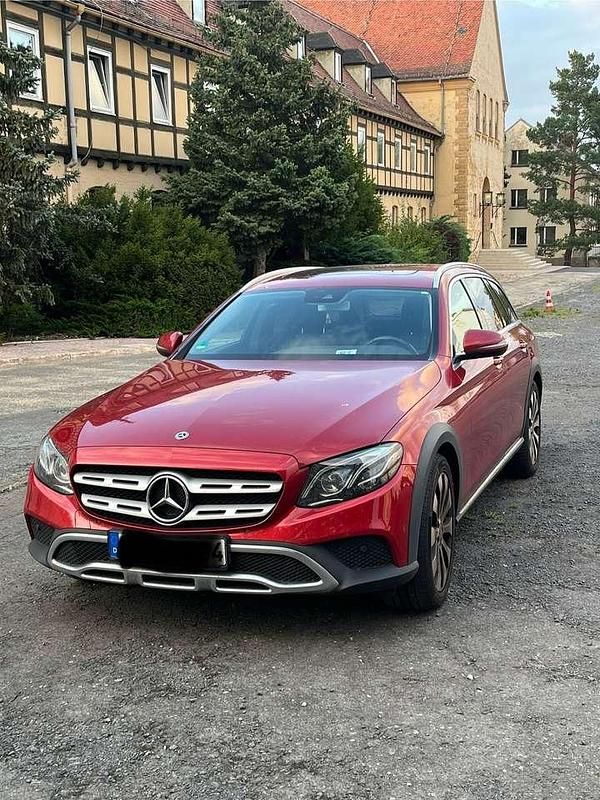 Rot Gebraucht 2018 Mercedes E350 Kombi | 23.500 € (Guter Preis) - Bild 1/4
