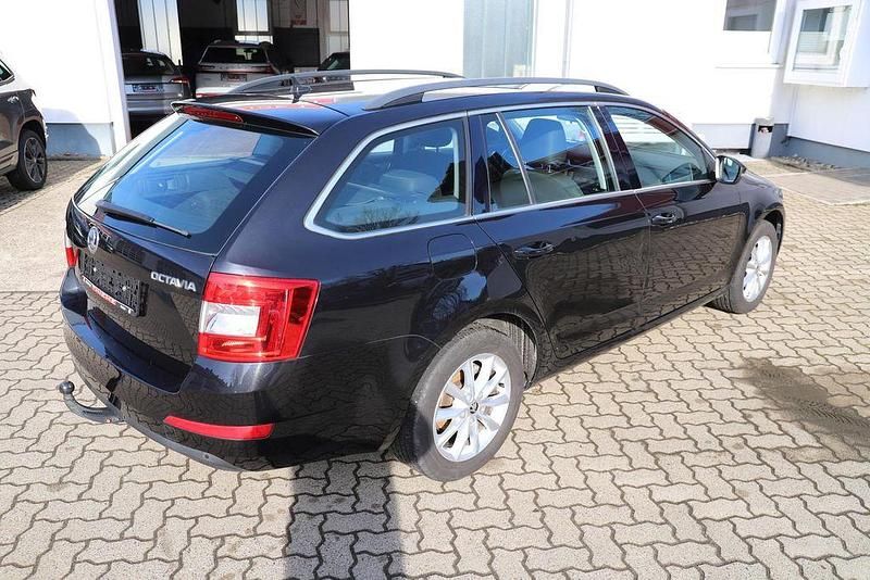 Gebraucht Skoda Octavia Style 150 PS (110 kW) 2016 Schwarz Kleinwagen