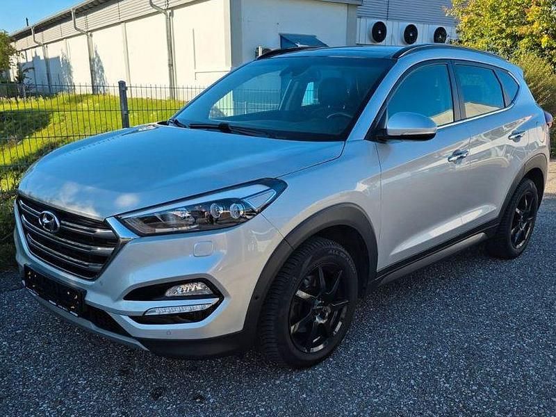 Silber Gebraucht 2017 Hyundai Tucson Premium SUV | 17.000 € (Fairer Preis) - Bild 1/4