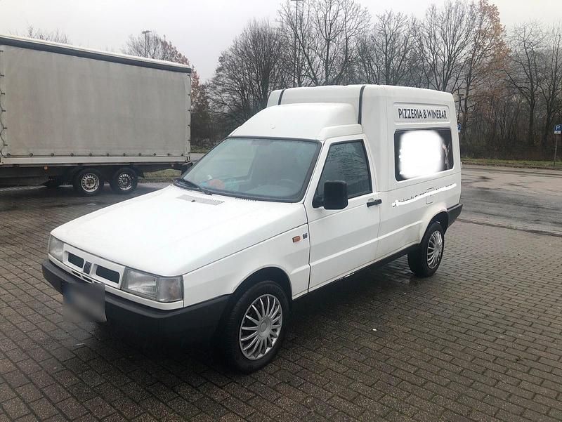 Weiß Gebraucht 2000 Fiat Fiorino Van / Kleinbus | 2.299 € - Bild 1/4