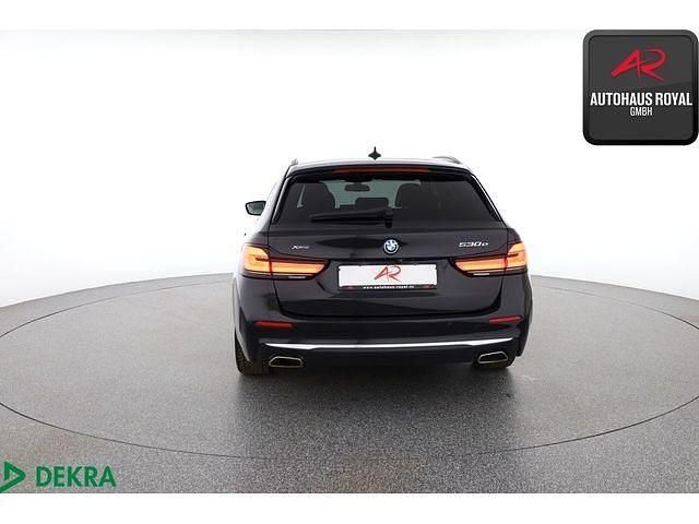Gebraucht BMW 530e Luxury Line 292 PS (214 kW) 2021 Schwarz Kombi