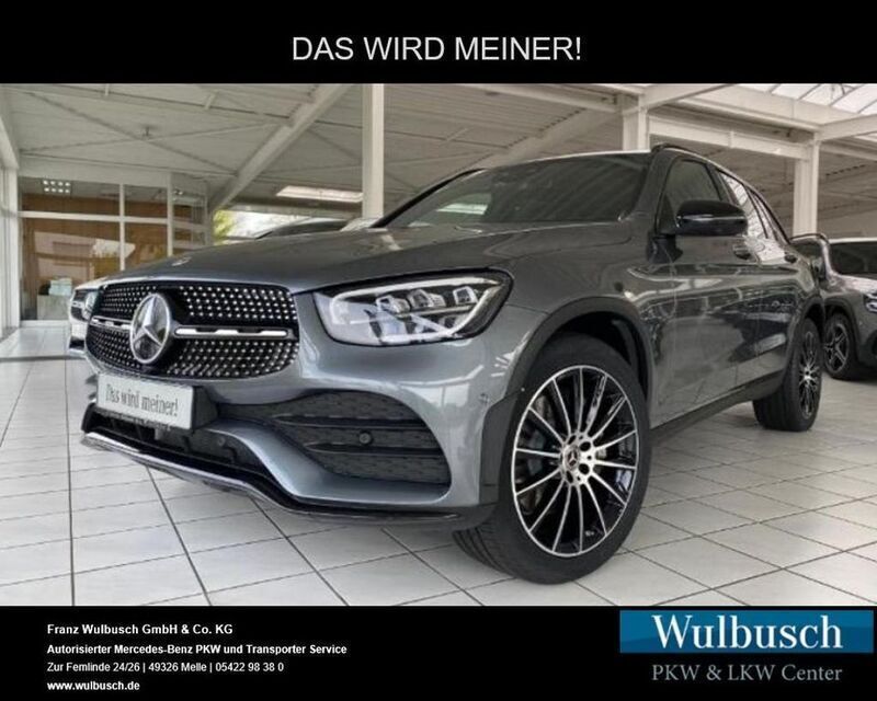 Grau Gebraucht 2022 Mercedes GLC220 Night SUV | 66.890 € - Bild 1/4