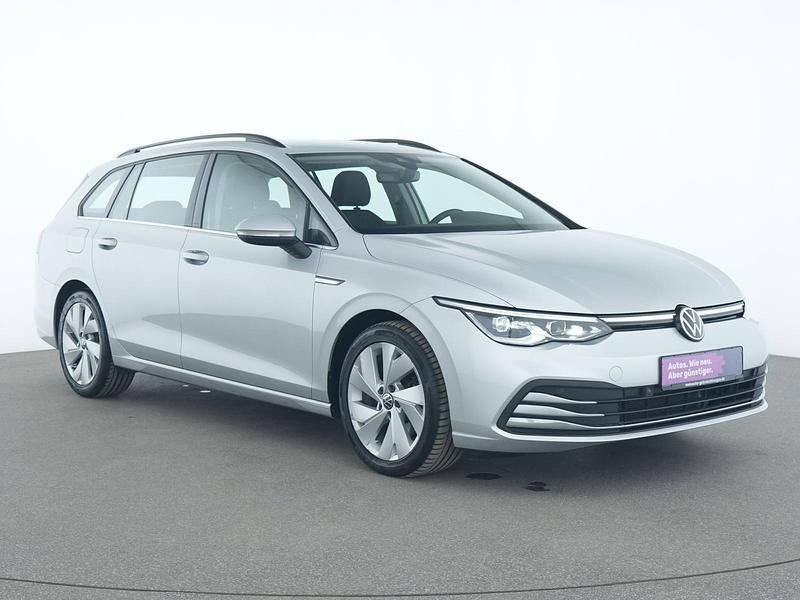 Usata VW Golf VIII Style 150 CV (110 kW) 2022 Argento Berlina