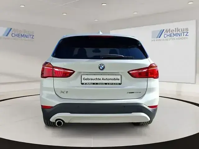 Gebraucht BMW X1 Performance 220 PS (161 kW) 2022 Weiß SUV