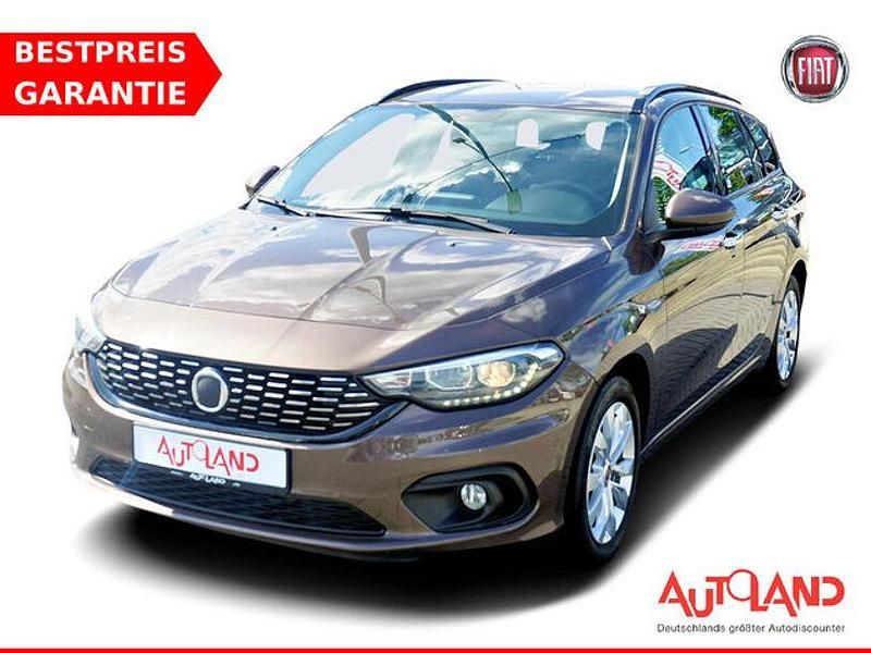 Braun Gebraucht 2018 Fiat Tipo Lounge Kombi | 14.990 € (Teuer) - Bild 1/4