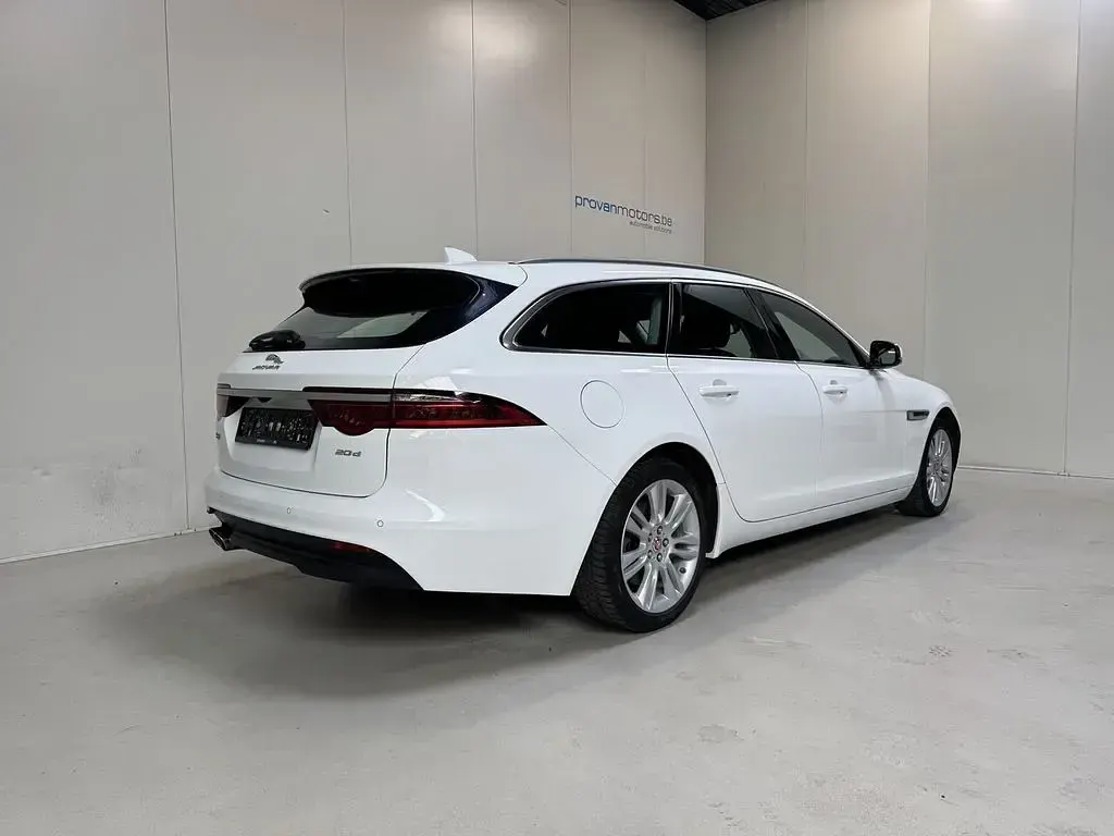Gebraucht Jaguar XF 179 PS (131 kW) 2018 Weiß Kombi