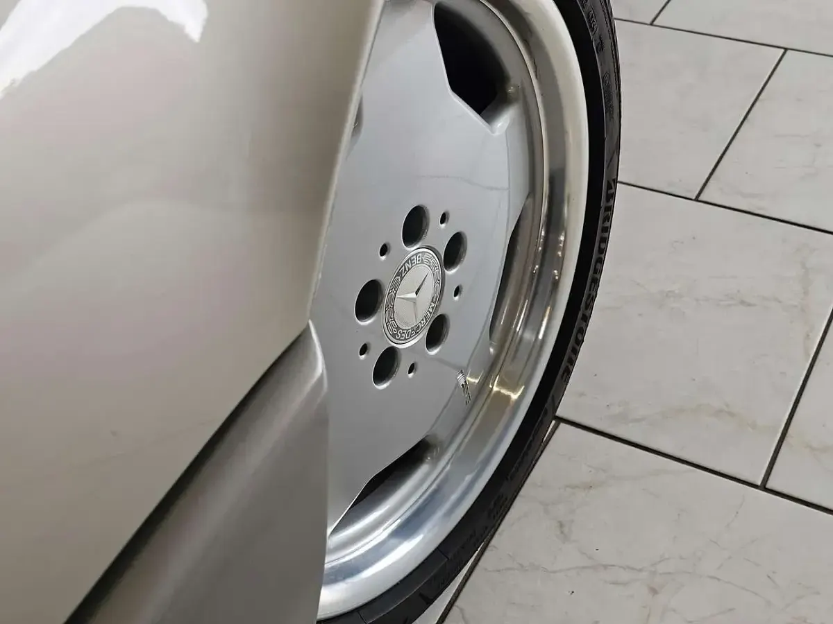 Gebraucht Mercedes SL500 AMG 326 PS (239 kW) 1991 Rauchsilber  metallic Cabrio