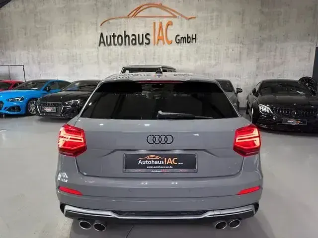 Gebraucht Audi SQ2 S-Line 301 PS (221 kW) 2019 Grau SUV