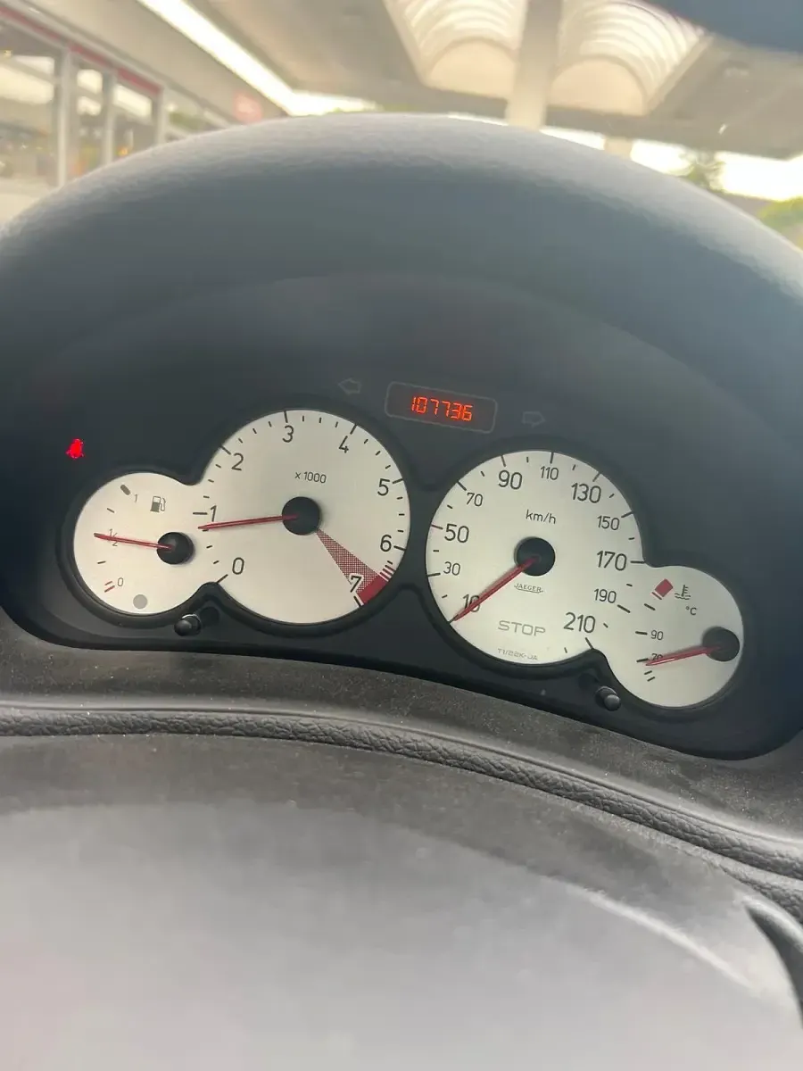 Gebraucht Peugeot 206 CC 110 PS (80 kW) 2005 Silber Cabrio