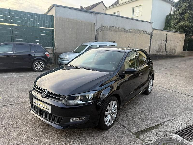 Gebraucht VW Polo Team 105 PS (77 kW) 2011 Schwarz Limousine