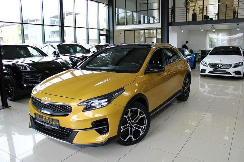 Quantumyellow** Gebraucht 2022 Kia XCeed Black Xdition SUV | 25.500 € (Teuer) - Bild 1/4