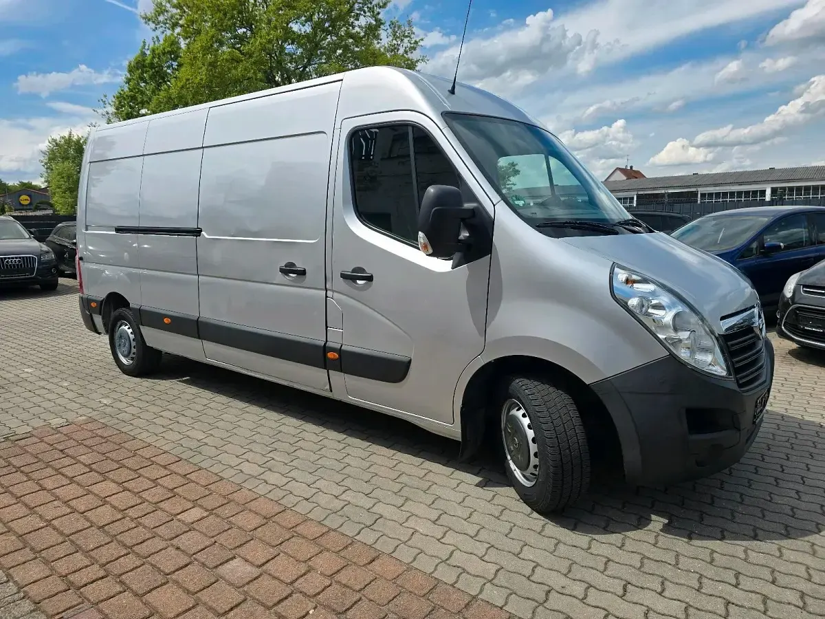 Gebraucht Opel Movano 145 PS (106 kW) 2016 Silber Van / Kleinbus