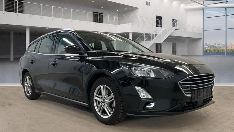 Gebraucht Ford Focus Cool & Connect 125 PS (91 kW) 2020 Schwarz Kombi