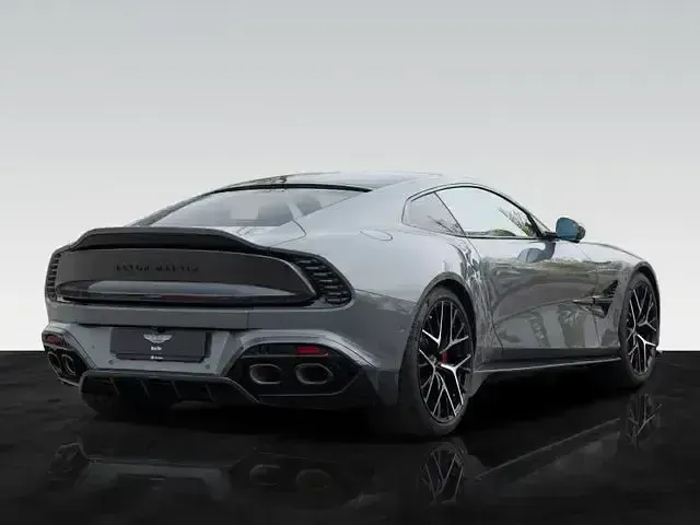Gebraucht Aston Martin Vanquish 835 PS (614 kW) 2025 Grau