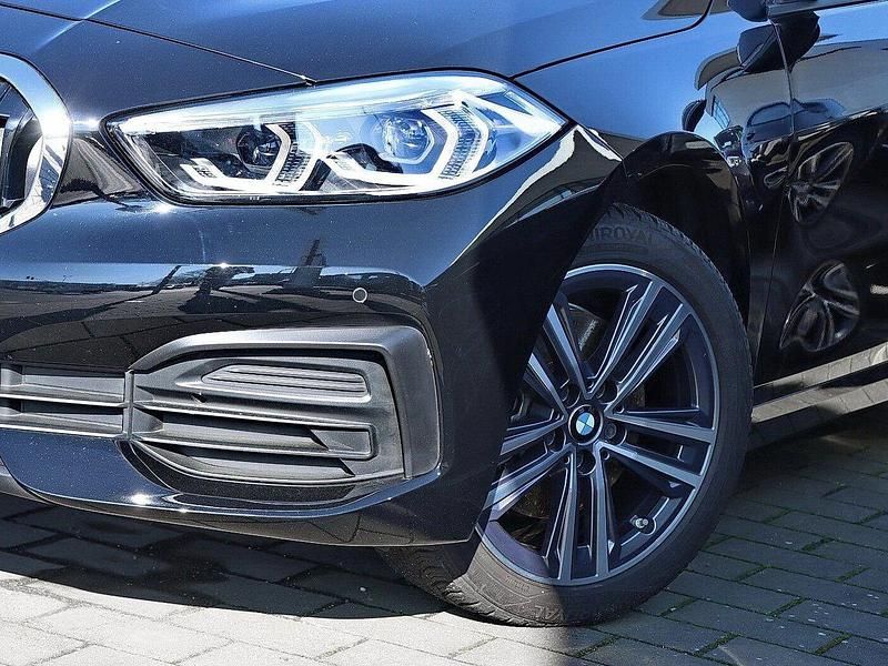 Gebraucht BMW 118 Advantage 136 PS (100 kW) 2023 Schwarz ii Kleinwagen