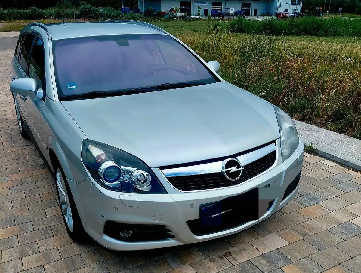Gebraucht Opel Vectra Sport 184 PS (135 kW) 2008 Silber Kombi
