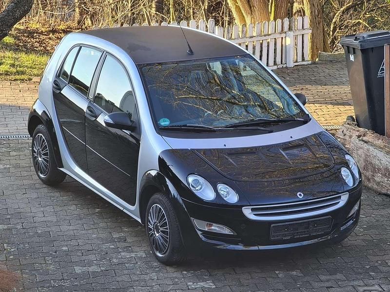 Second-hand Smart ForFour Basis 75 CP (55 kW) 2004 Argintiu Hatchback
